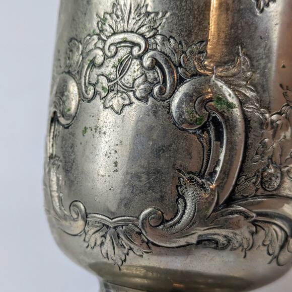 Corbell & Co Silverplated Repousse Cup Mug Signed English Maker Mark Castle - Picture 9 of 14